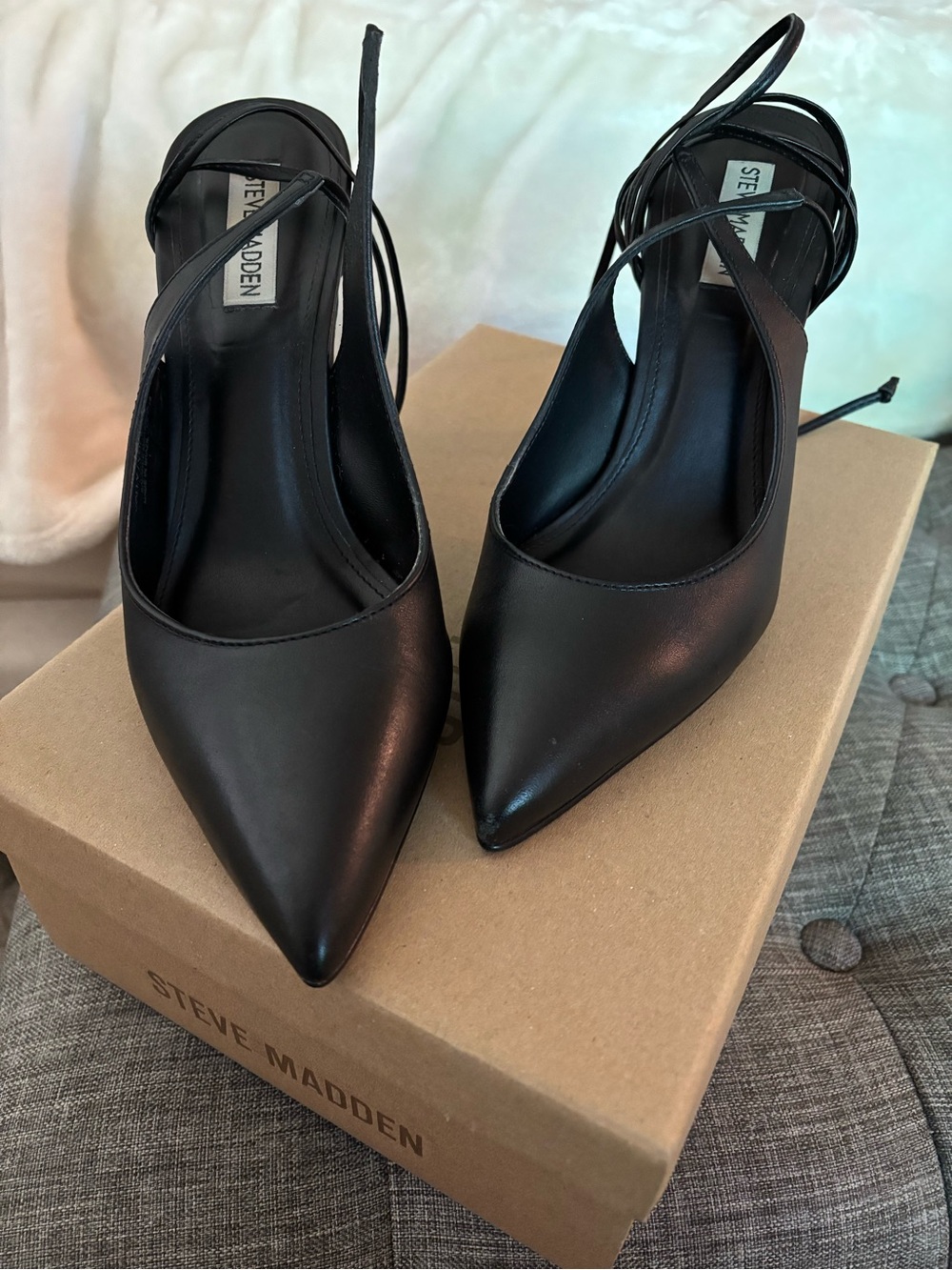 Steve Madden Black Pointed Toe Slingback Pumps